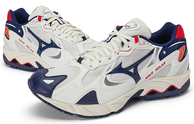 Mizuno Wave Solar