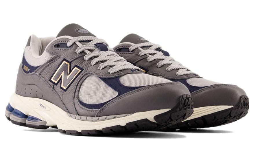 New Balance NB 2002R