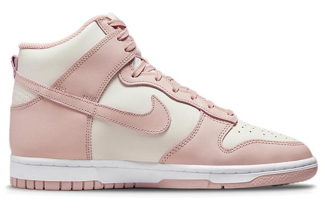 Nike Dunk pink oxford