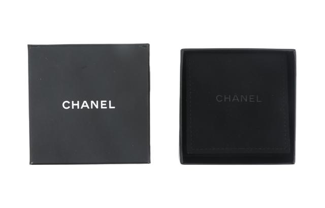 CHANEL logoC