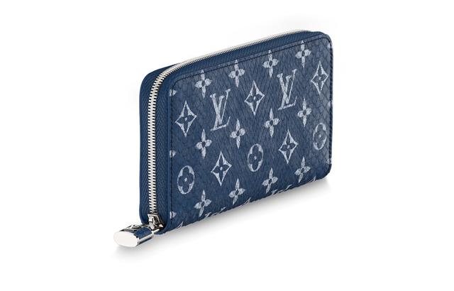 LOUIS VUITTON ZIPPY Logo