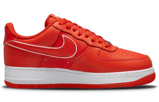 Nike Air Force 1 Low "Crimson"