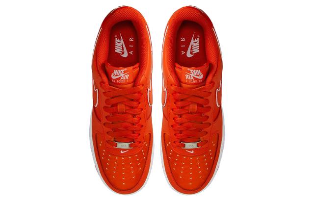 Nike Air Force 1 Low "Crimson"