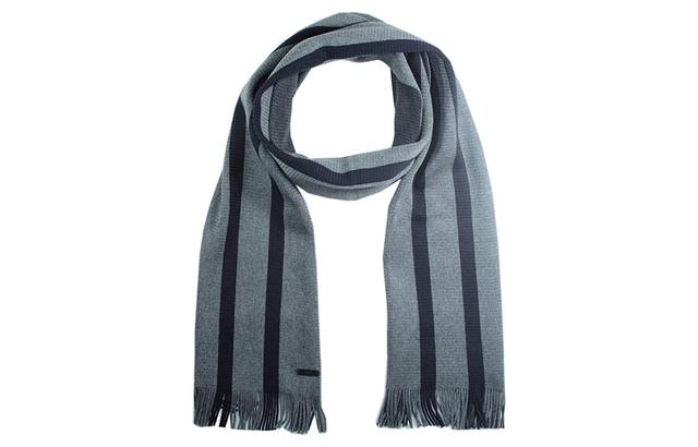 HUGO BOSS Knitted Scarf