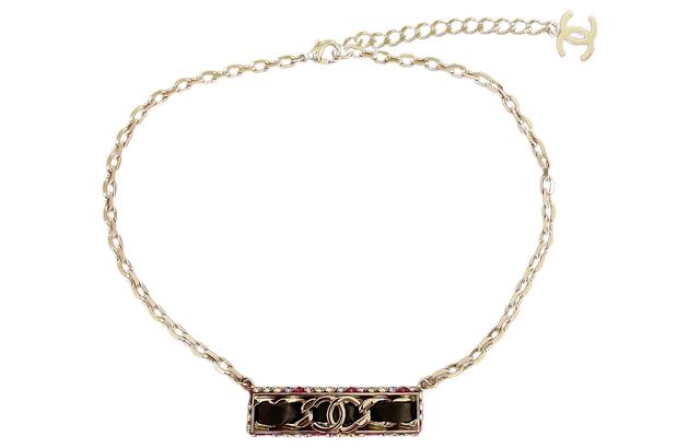 CHANEL choker