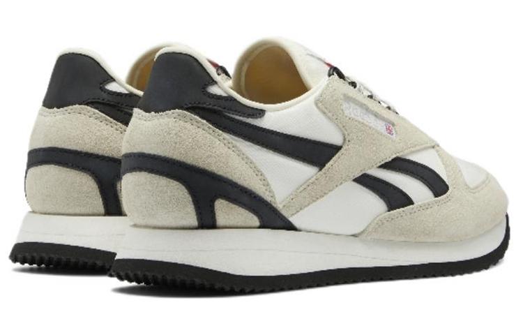 Reebok Victory