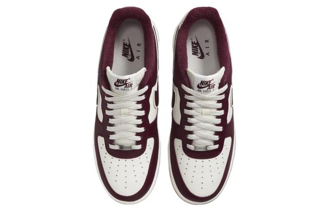 Nike Air Force 1 Low college pack