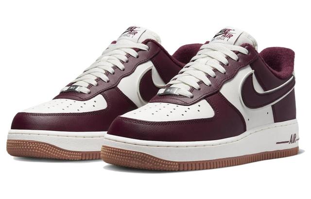 Nike Air Force 1 Low college pack