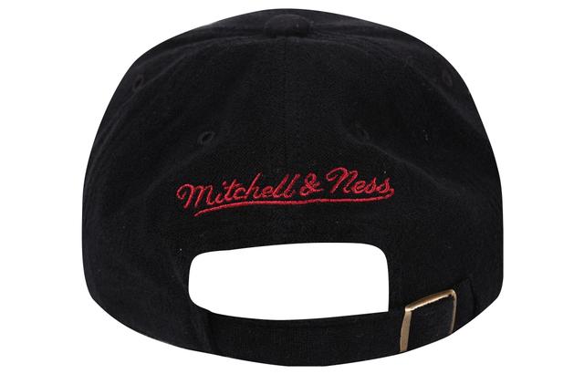 Mitchell Ness logo