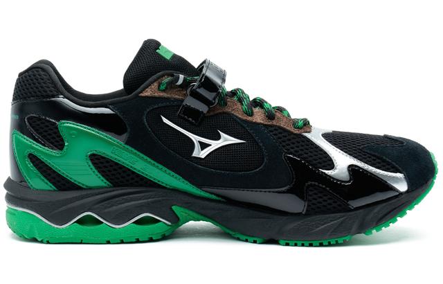 Randomevent x Mizuno Wave Solar RDET