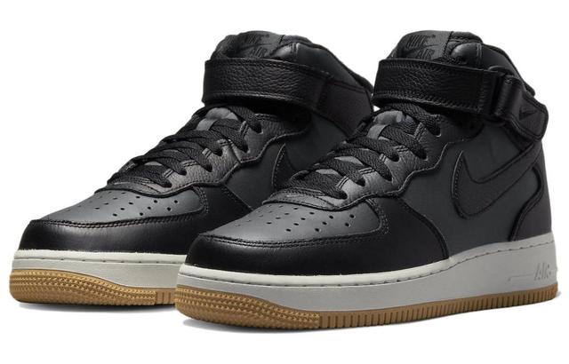 Nike Air Force 1 Black Gum