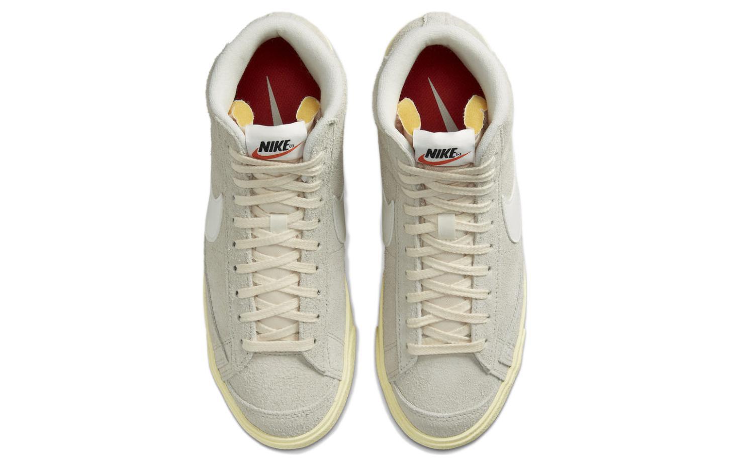 Nike Blazer 77 Vintage "Light Bone Suede"