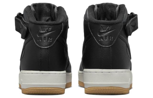 Nike Air Force 1 Black Gum