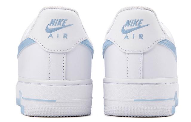 Nike Air Force 1 Low "Triple White"