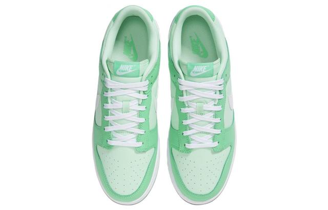 Nike Dunk Low retro "mint foam"