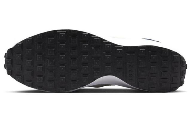 Nike Waffle Debut