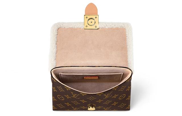 LOUIS VUITTON Locky BB