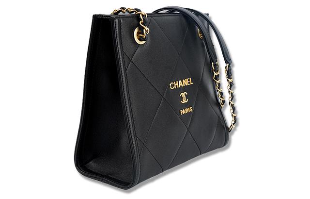 CHANEL Tote