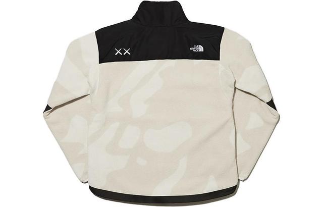 THE NORTH FACE TNF x KAWS FW22 1995 Denali Logo