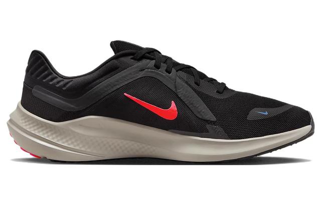 Nike Quest 5