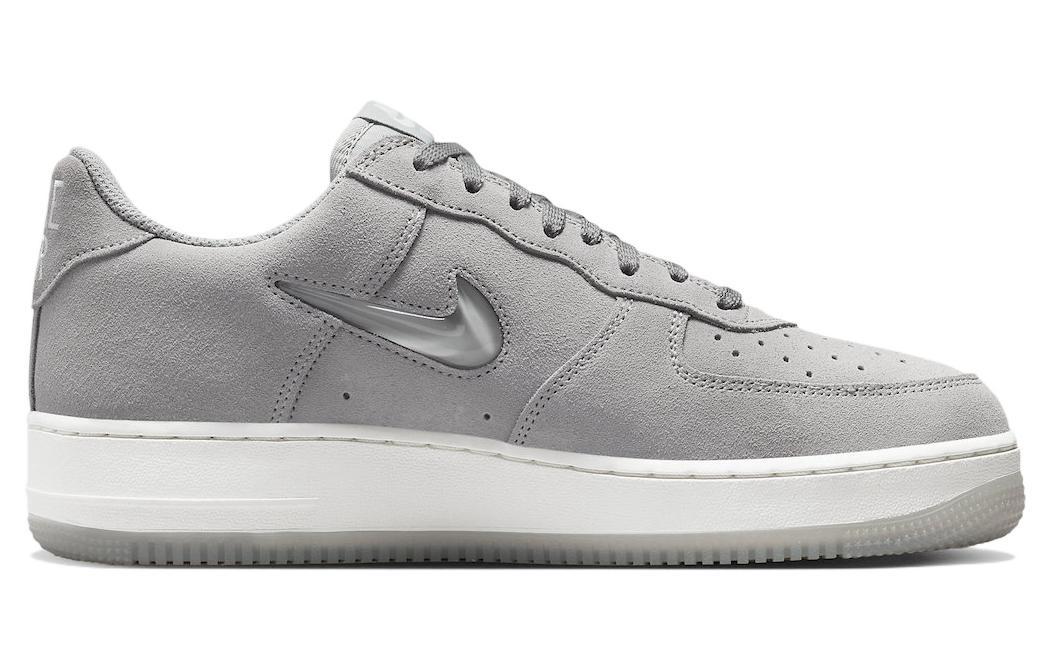 Nike Air Force 1 Low "Light Smoke Grey"