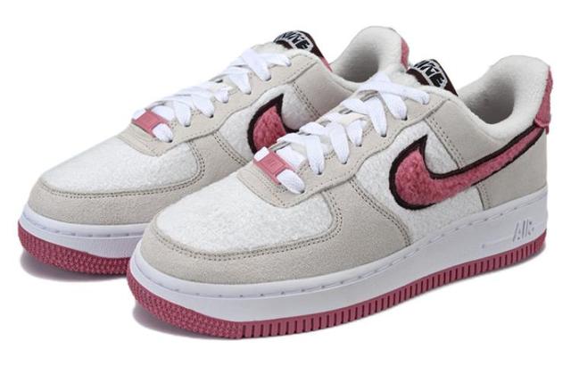 Nike Air Force 1 Low LX