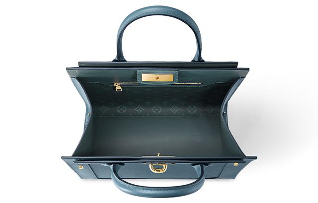 LOUIS VUITTON Steamer V