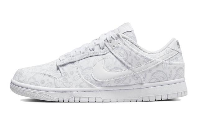 Nike Dunk Low ESS