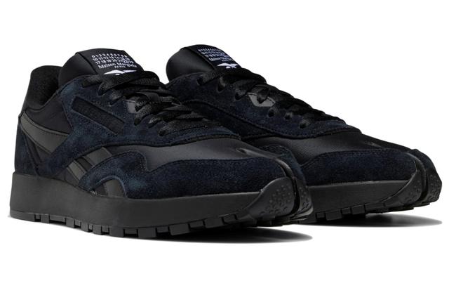 Maison Margiela x Reebok Classic Nylon Tabi