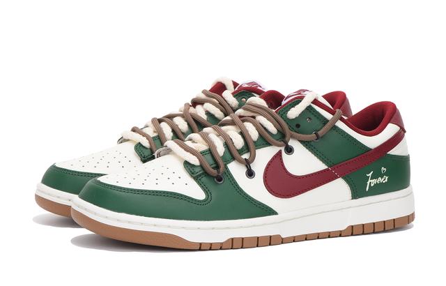 Nike Dunk Low Gorge Green