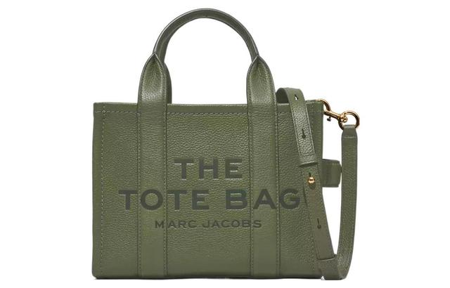 MARC JACOBS The Traveler 26