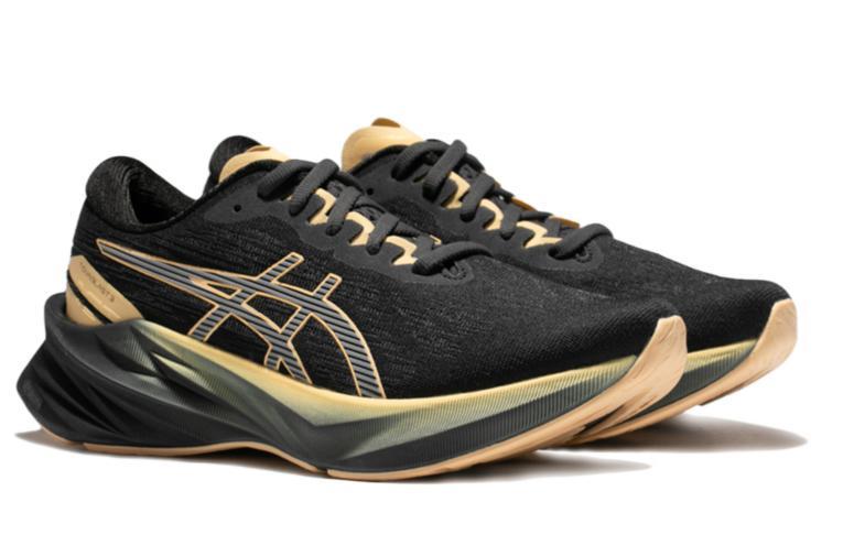 Asics Novablast 3 Llte-Show