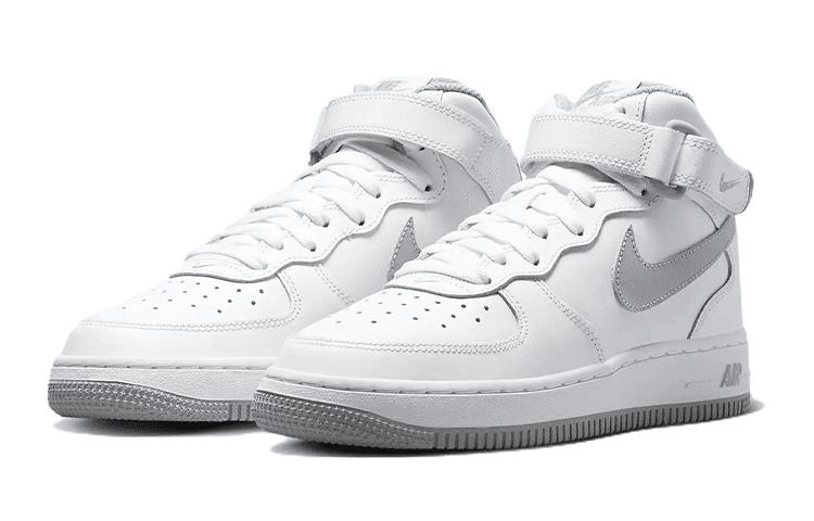 Nike Air Force 1 LE GS