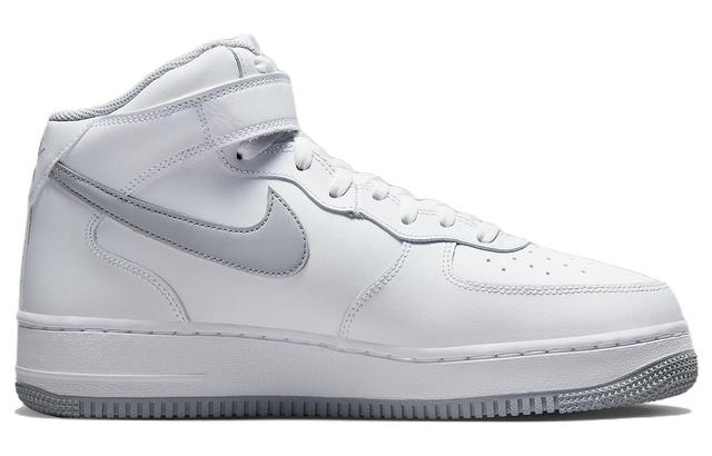 Nike Air Force 1 "WhiteMetallic"