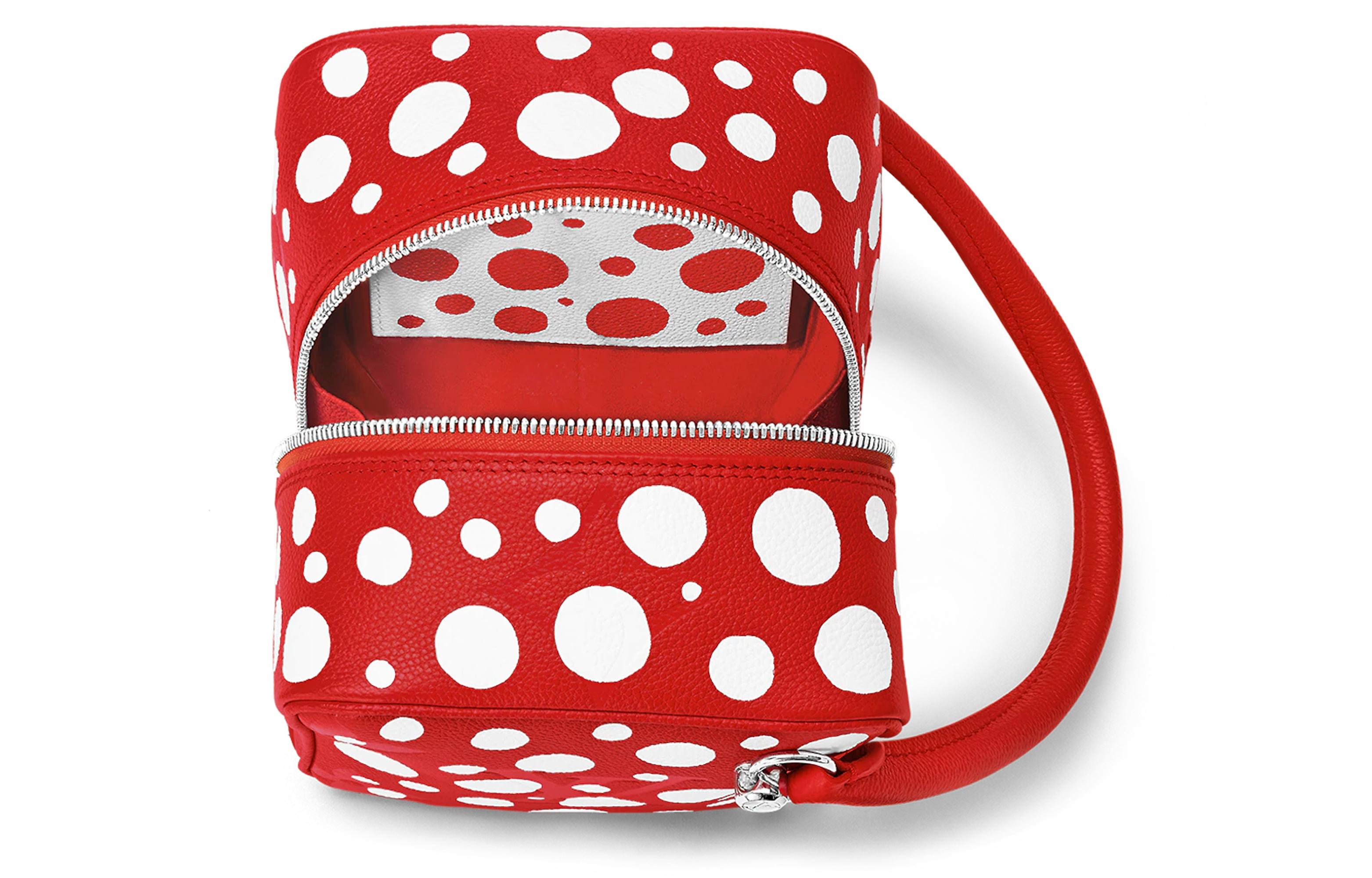 LOUIS VUITTON x Yayoi Kusama Squrae