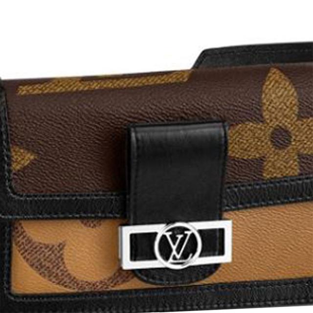 LOUIS VUITTON Dauphine Logo