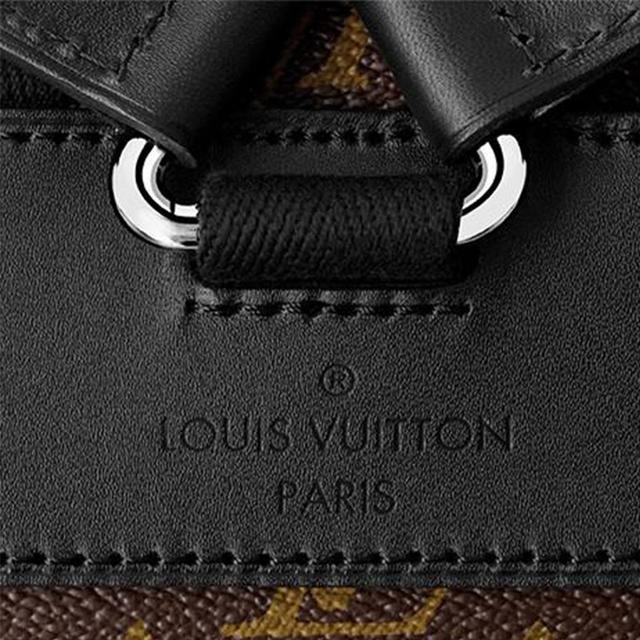 LOUIS VUITTON CHRISTOPHER