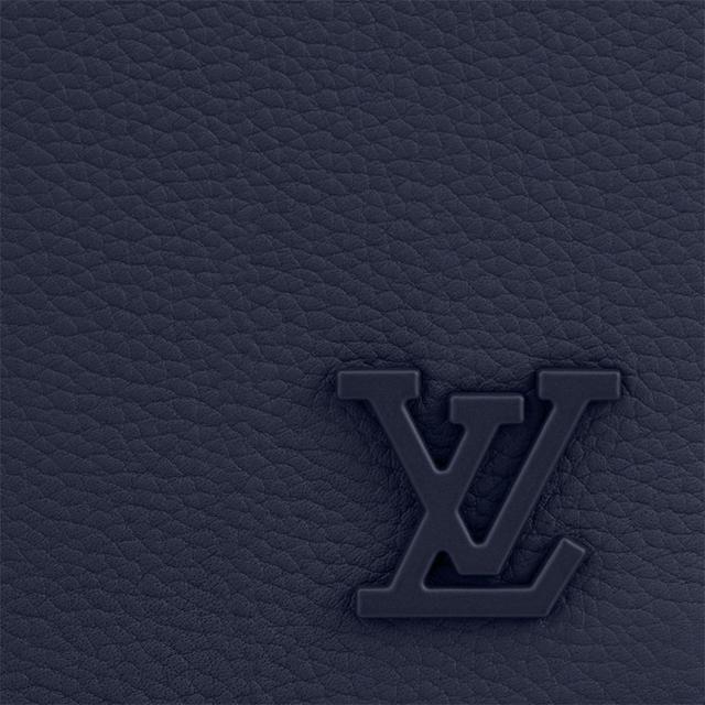 LOUIS VUITTON Portefeuille Brazza NMLogo