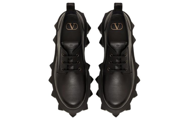 Valentino Trackstud