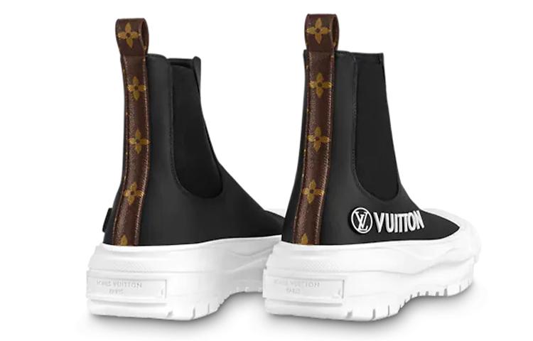 LOUIS VUITTON Squad