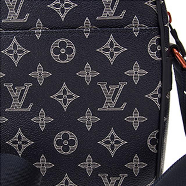 LOUIS VUITTON Danube Logo