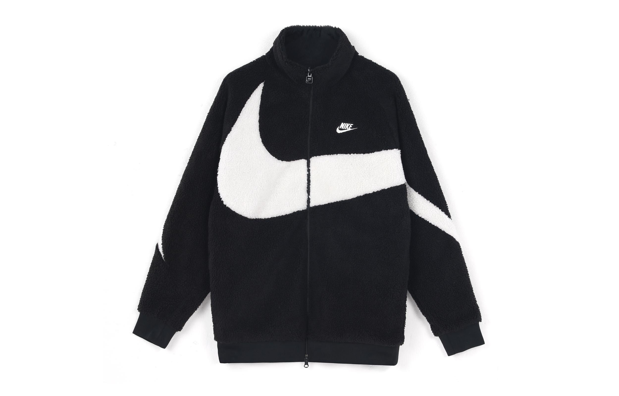 Nike Sportswear Swoosh Logo