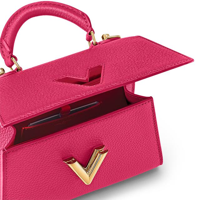 LOUIS VUITTON twist One Handle BB Taurillon