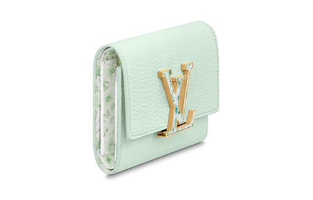 LOUIS VUITTON Portefeuille Capucines Taurillon