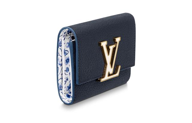 LOUIS VUITTON Portefeuille Capucines Taurillon