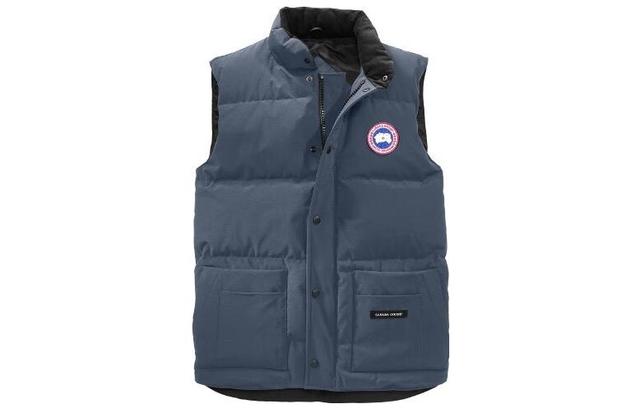 Canada Goose Freestyle crew Logo