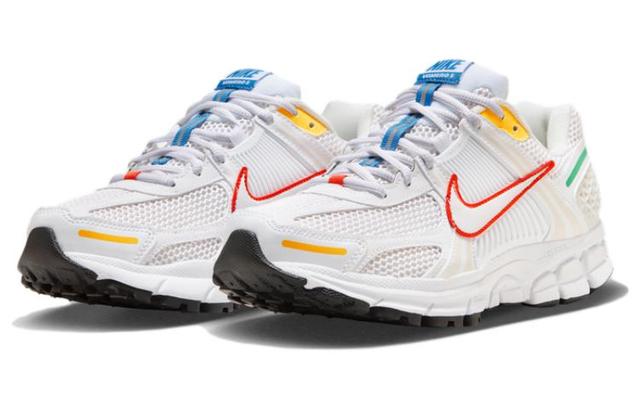 Nike Air Zoom Vomero 5