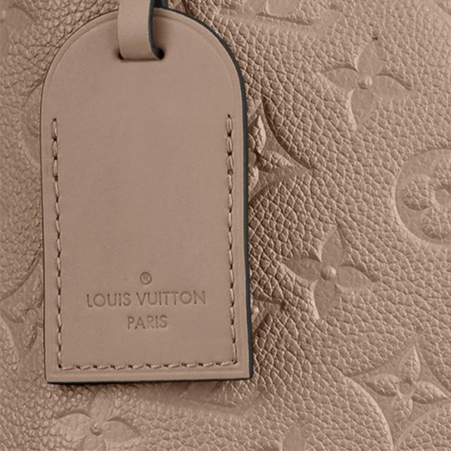 LOUIS VUITTON Tote MM