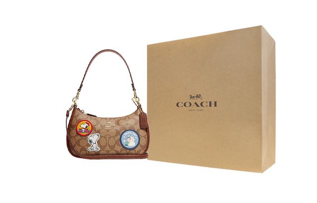 COACH x Peanuts Snoopy Teri 25 Snoopy