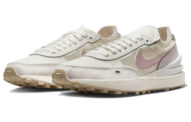 Nike Waffle One Essentials